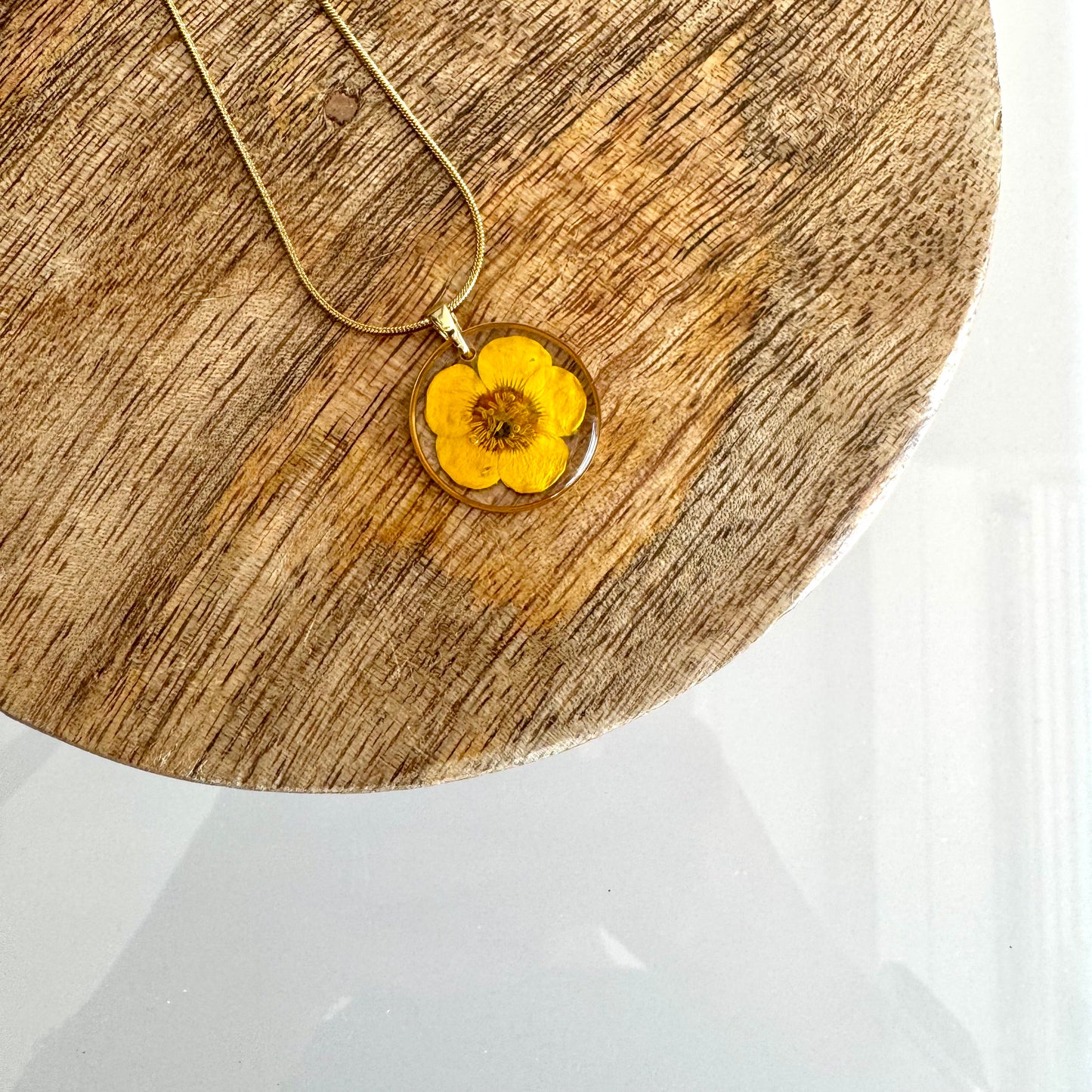 Ketting gele bloem