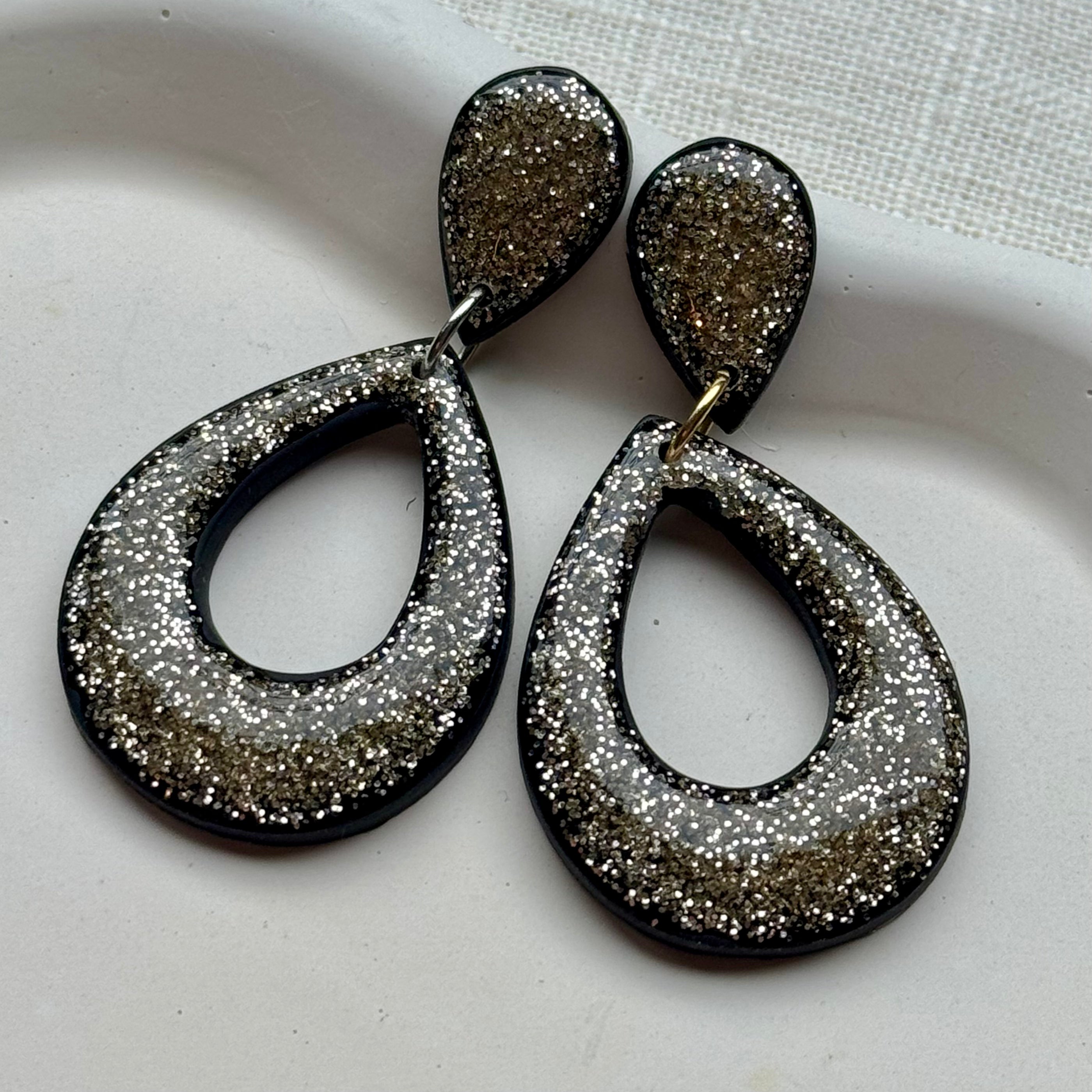 Marley - Oorbellen glitter zwart goud