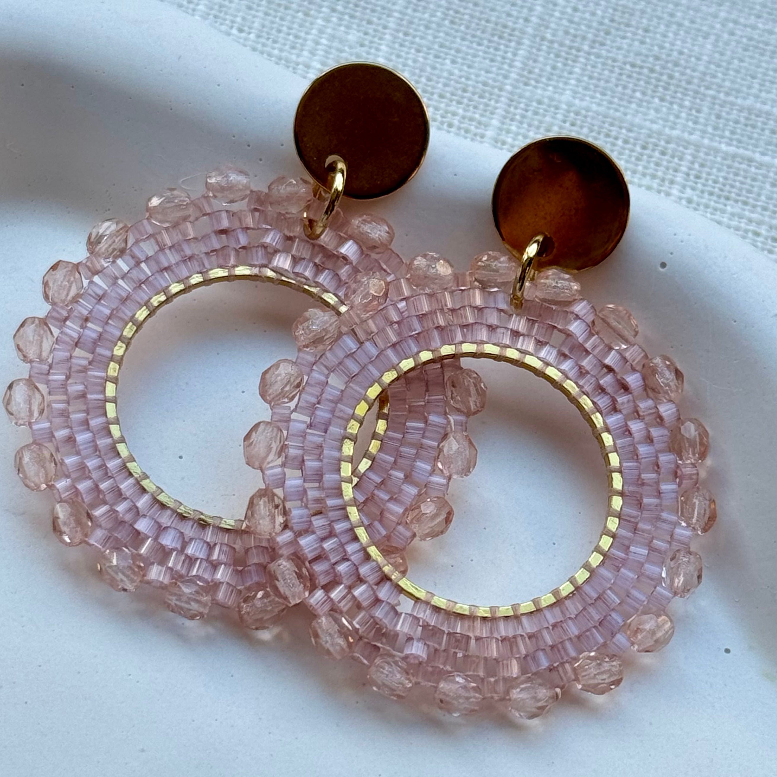 Fenna - Oorbellen kralen pastel pink