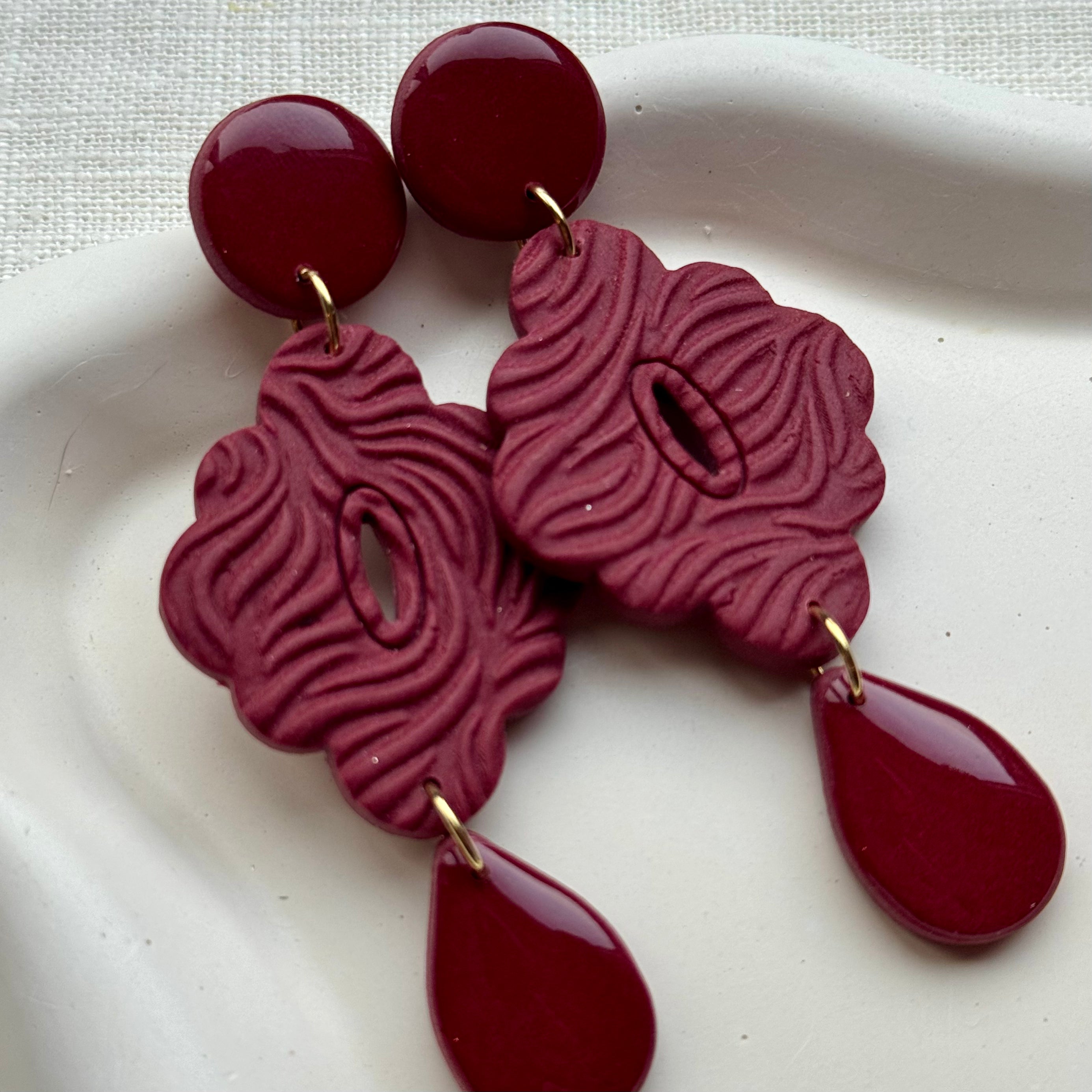 Amira - Oorbellen kersenrood