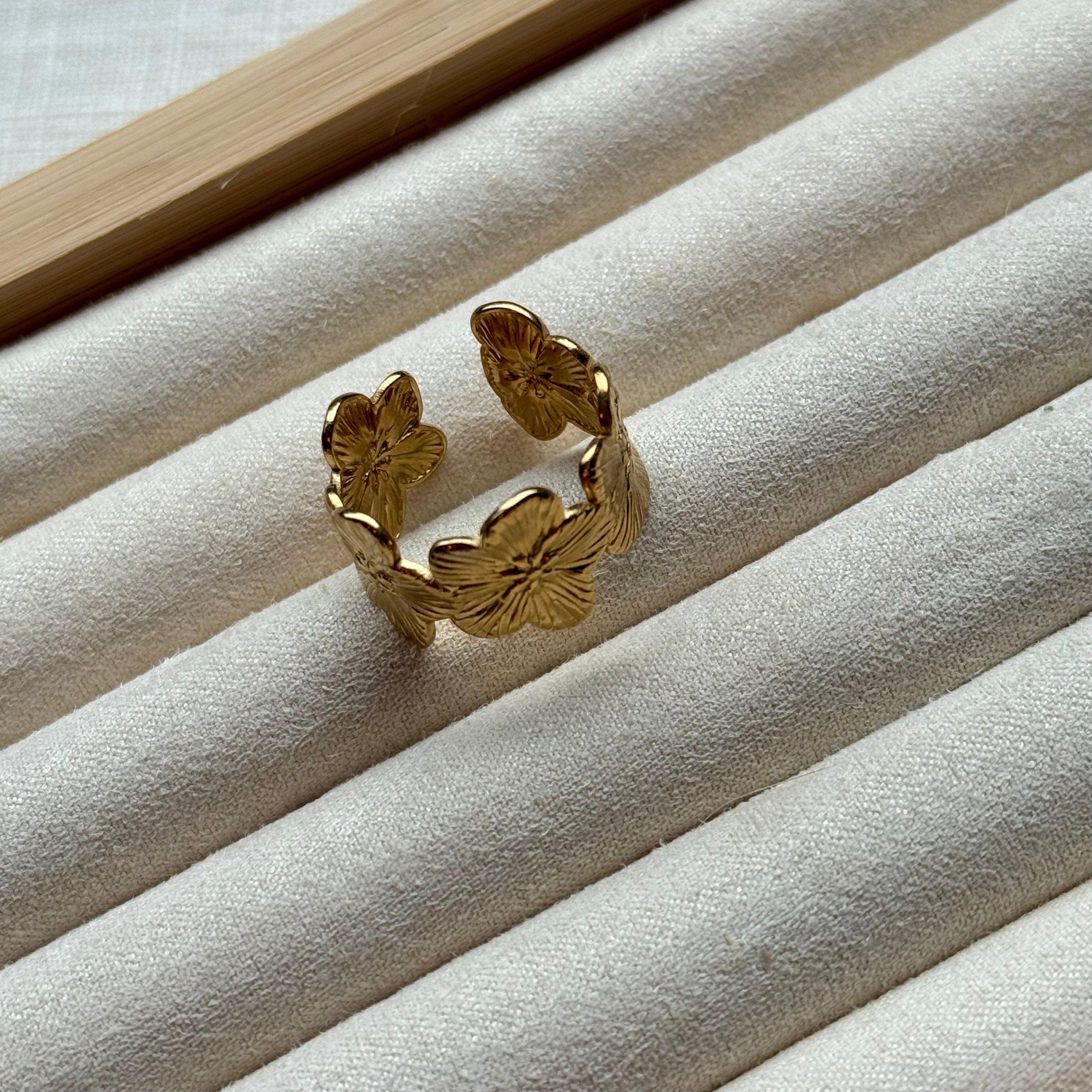 Ring - Goud met bloemen