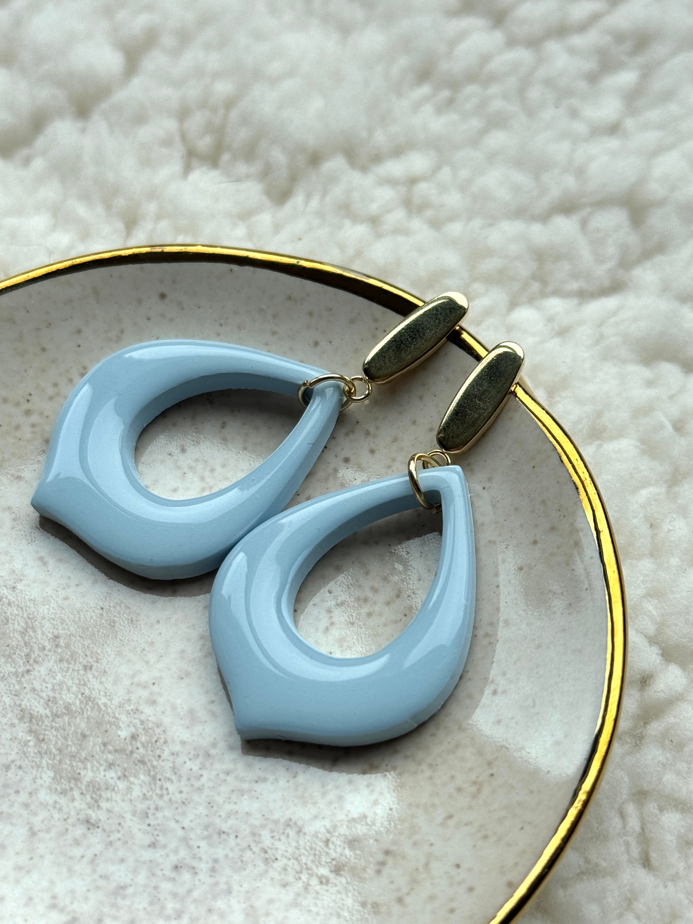 Nina - oorbellen licht blauw