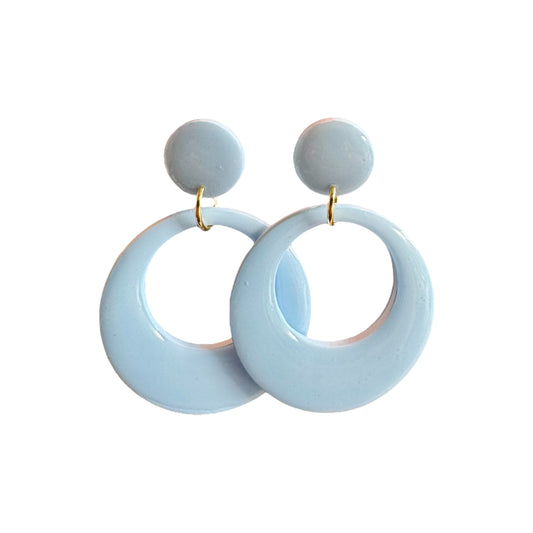 June - Oorbellen licht blauw